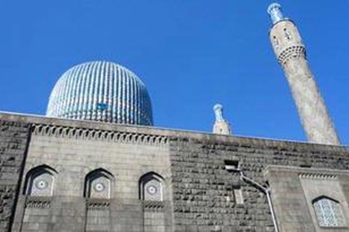 Masjid Biru Soekarno di St Petersburg, Rusia.