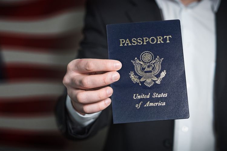 Perjalanan ke AS Makin Ketat di 2026: Visa 39 Negara Dibatasi, Biaya Imigrasi Naik