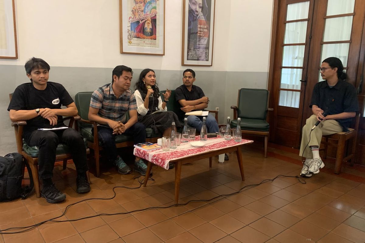 Konferensi pers Koalisi Indonesia Tanpa Polusi di Jakarta pada Kamis, 1 Oktober 2026.