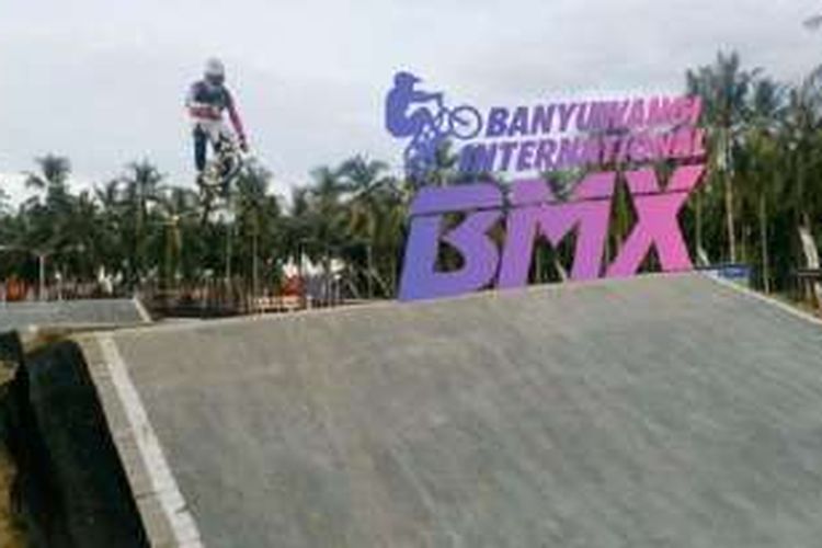 Banyuwangi International BMX dilangsungkan di Sirkuit Muncar pada 2-3 April 2016. 