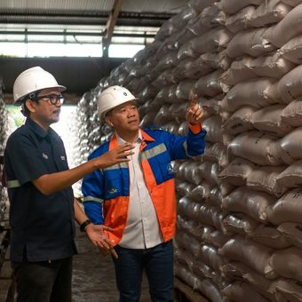 Pupuk Kaltim akan membangun pabrik pupuk baru di kawasan industri Fakfak, Papua Barat, yang ditargetkan mulai beroperasi pada 2027. 