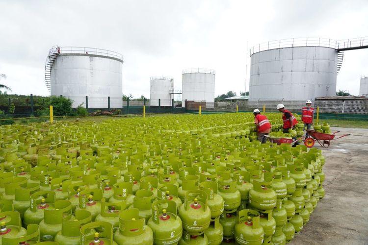 Pangkalan liquefied petroleum gas (LPG).