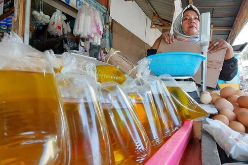 Harga Minyak Goreng Curah Sesuai HET di Tangsel Belum Merata