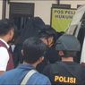 Dikawal Polisi Bersenjata, Panji Gumilang Tiba di Kejari Indramayu