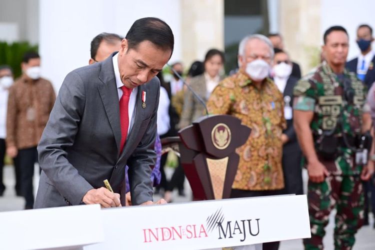 Presiden Jokowi saat meresmikan Pelabuhan Sanur di Bali, Rabu (9/11/2022).