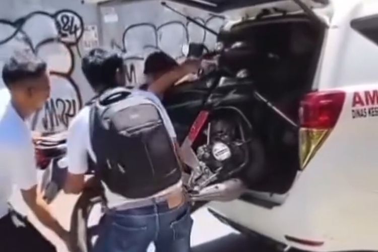 Viral Ambulans Dinkes Gowa Angkut Motor dan TV, Bupati Janji Beri Sanksi Tegas