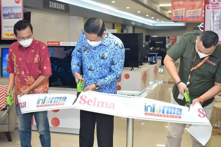 Pembukaan Informa dan Selma di Lamongan