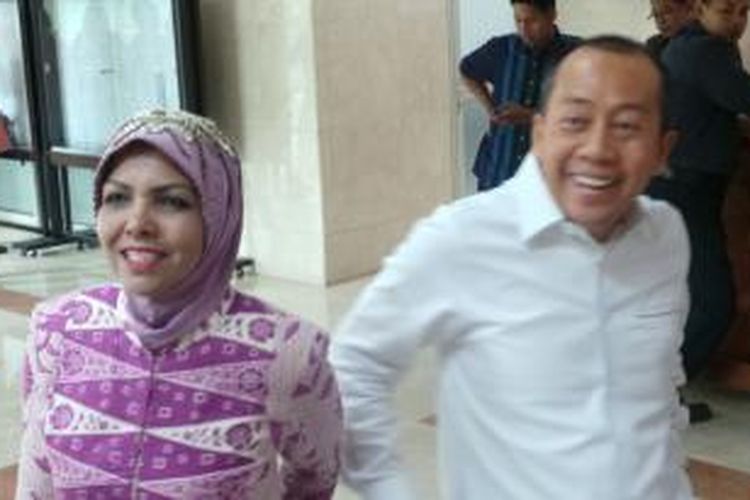 Ketua Fraksi Partai Demokrat Nurhayati Ali Assegaf dan Sekretaris Fraksi Partai Demokrat Saan Mustopa.
