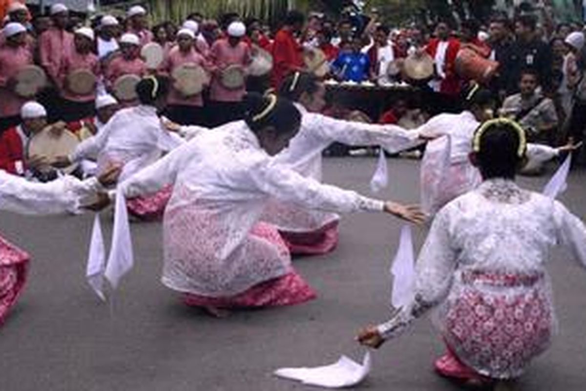 Tari Lenso (ilustrasi)