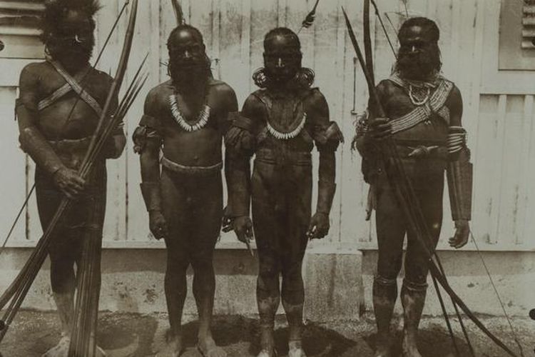 orang papua di merauke tahun 1900-an