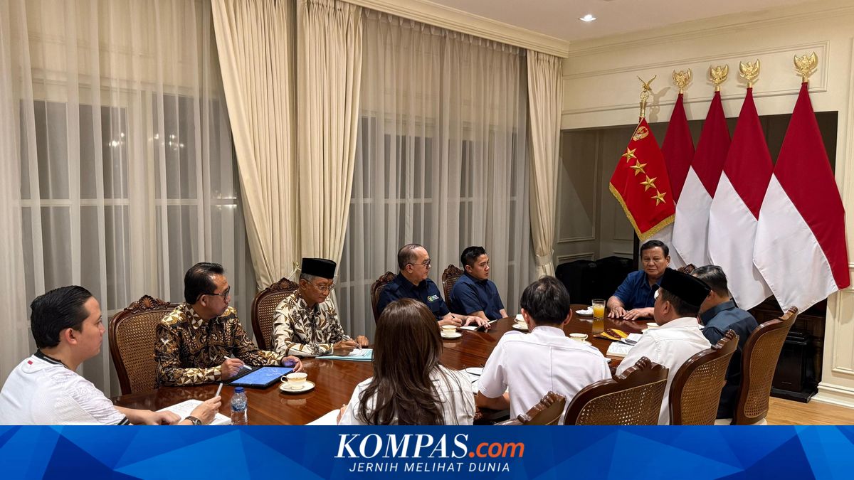 Usai ke Bantaran Rel Senen, Prabowo Perintahkan Jajarannya Bangun Hunian Layak ~RK

Baca di sini: