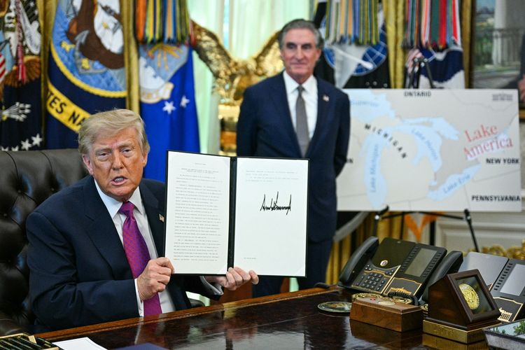 Trump Incar 2 Samudra Usai Ganti Nama Danau Ontario dan Teluk Meksiko