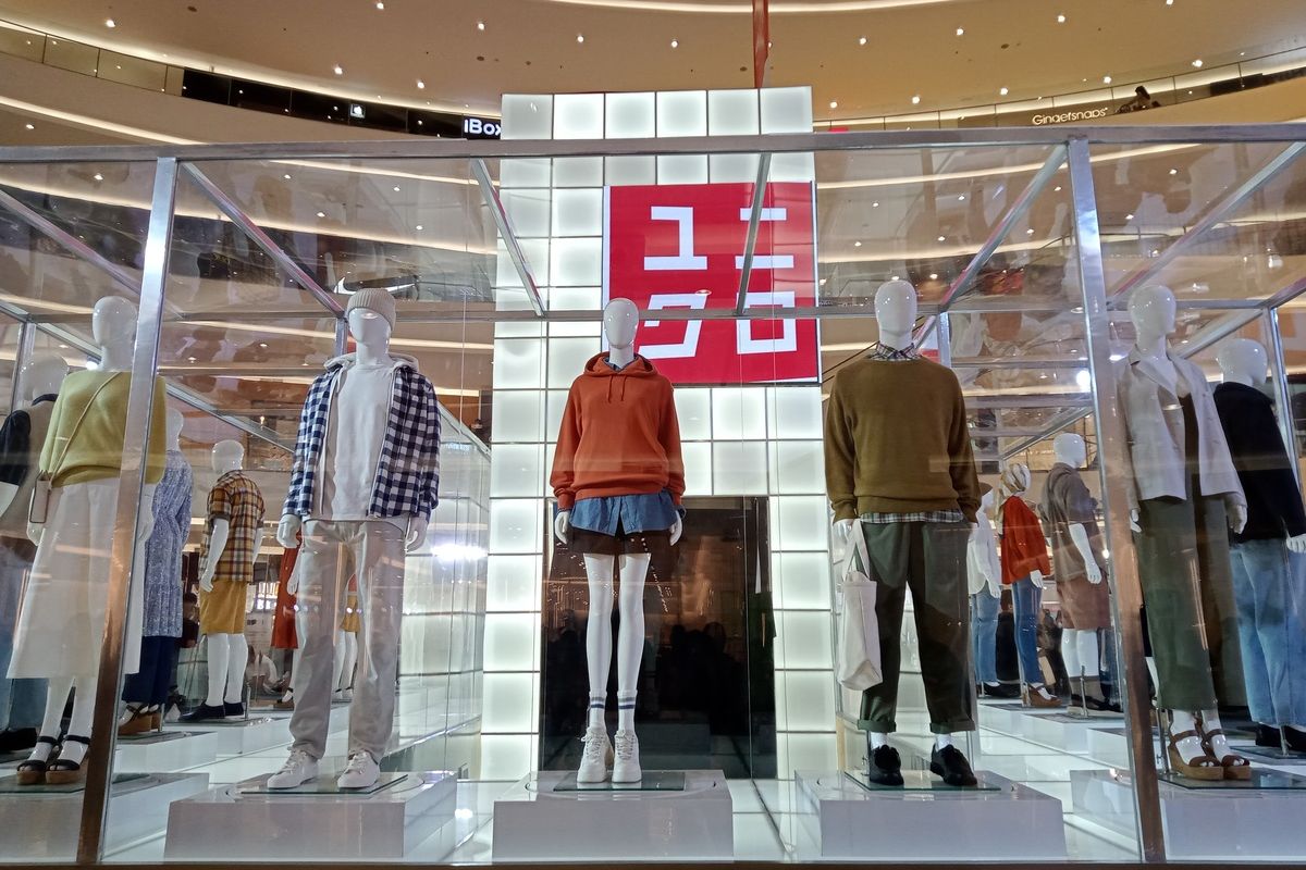 Koleksi terbaru Uniqlo untuk Spring/Summer 2022 yang bertemakan The Joys of Clothing.