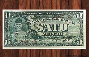Pencetakan uang sesuai dengan informasi tersebut merupakan salah satu tugas bank indonesia yaitu