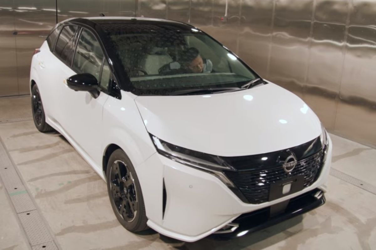 Nissan mempekerjakan insinyur khusus untuk menguji bau pada setiap mobil barunya