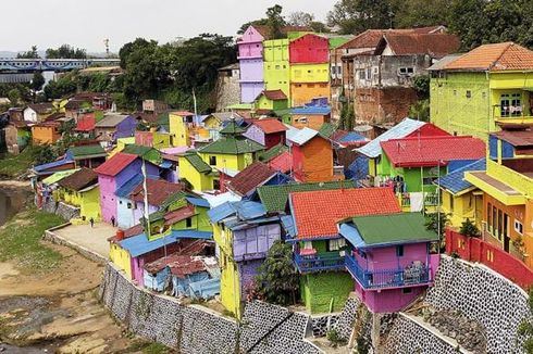 Cantiknya 4 Kampung Warna-warni di Indonesia