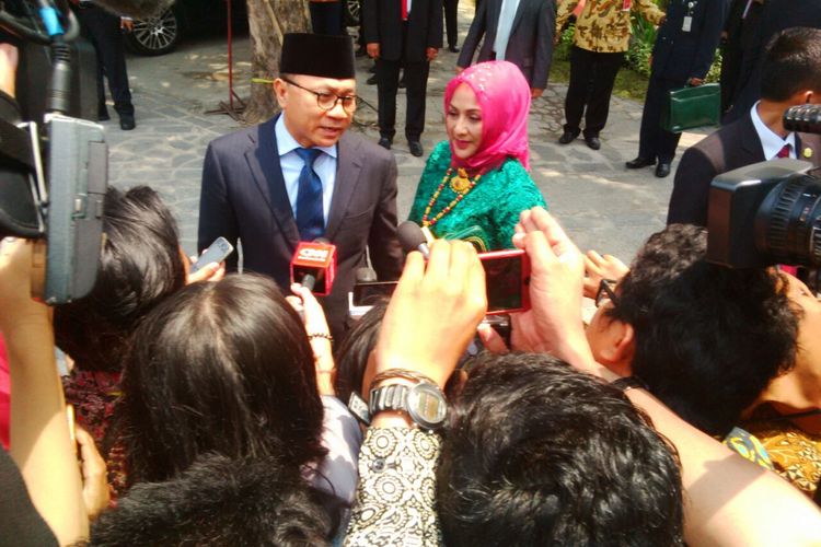 Ketua MPR Zulkifli Hasan menghadiri pernikahan Kahiyang Ayu dengan Muhammad Bobby Afif Nasution di Gedung Graha Saba Buana, Solo, Jawa Tengah, Rabu (8/11/2017).