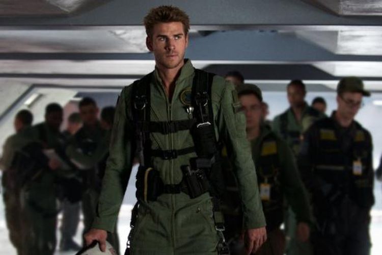 Aktor Australia Liam Hemsworth dalam film Independence Day: Resurgence