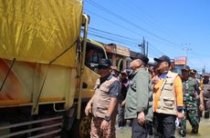 Banjir di Sanggau Kalbar, Truk Bahan Pokok dari Pontianak Antre hingga 3 Hari