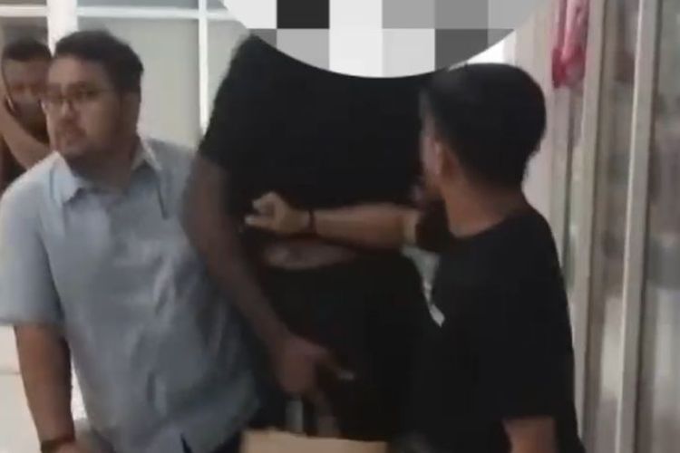 Momen Pebasket Jarred Shaw Ditangkap Terkait Ganja, Teriak Minta Tolong dan Dorong Petugas