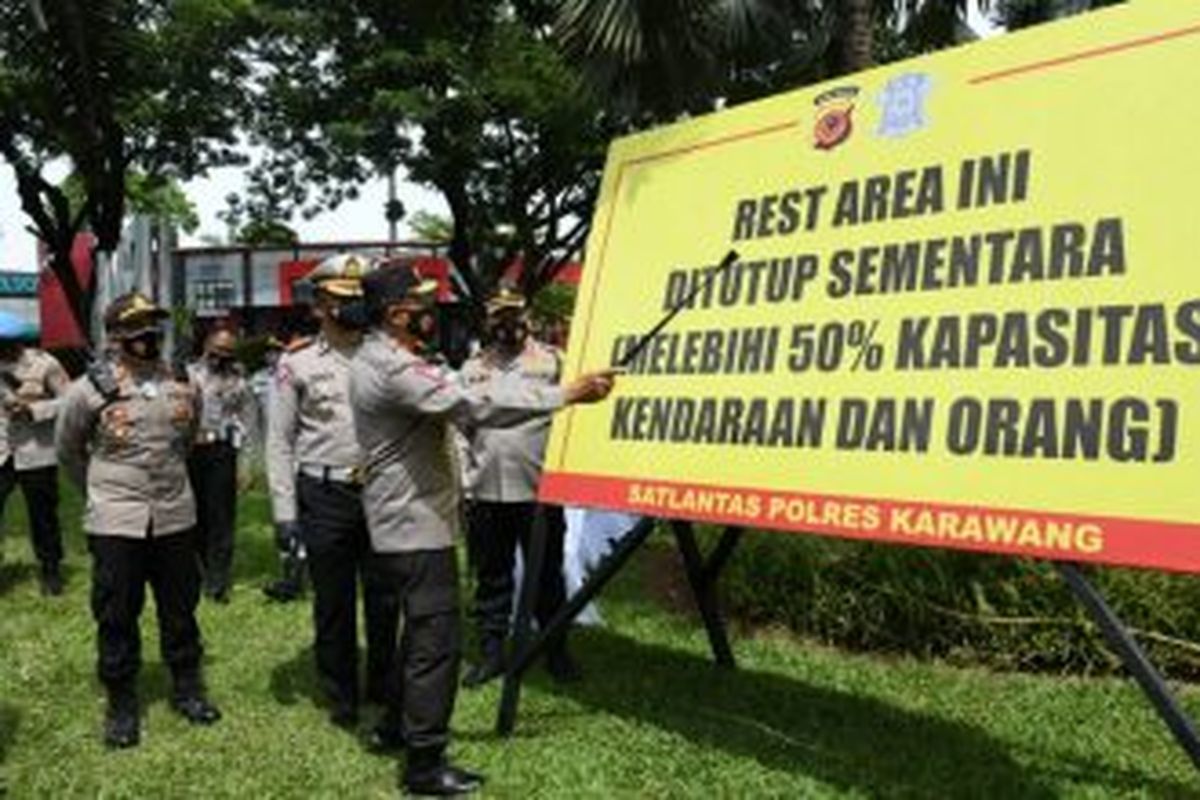 Kapasitas Rest area KM 57 dibatasai maksimal 50 persen saat libur Natal dan Tahun Baru 2020. 