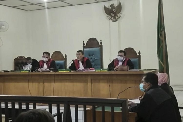 Sidang vonis bandar narkoba yang berlangsung di Pengadilan Negeri Palembang, Selasa (9/11/2021).