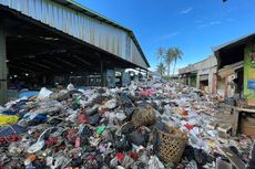 Sampah Tak Kunjung Diangkut, Pasar Sehat Cileunyi Makin Jorok dan Mulai Ditinggal Pedagang