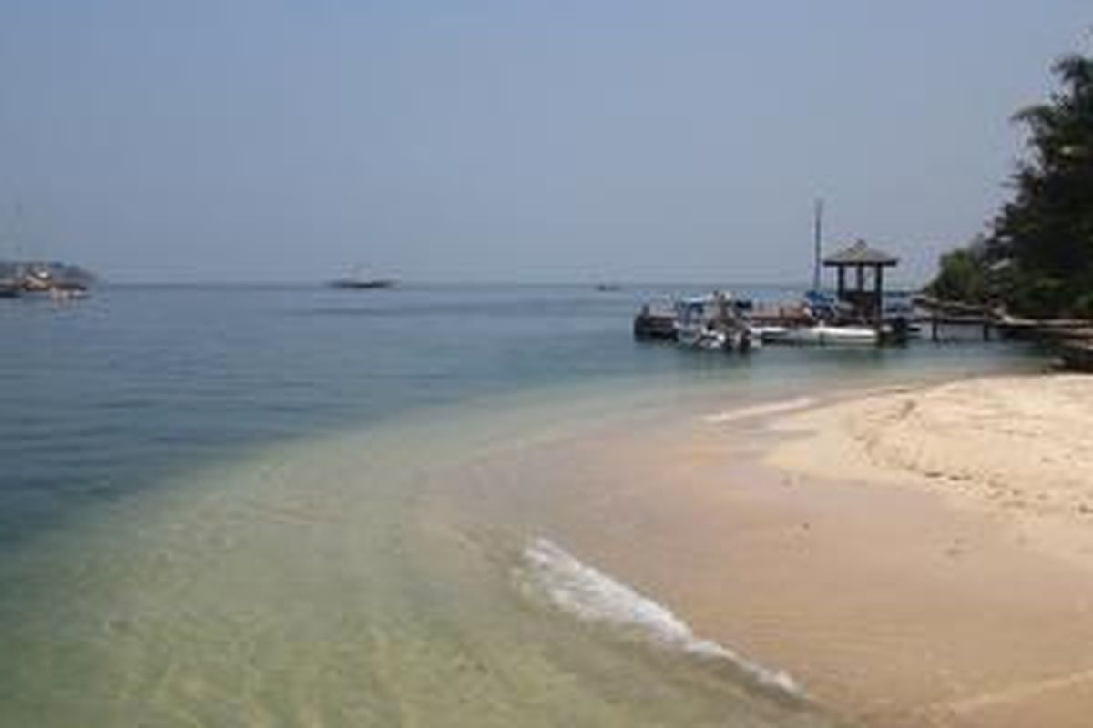 Pulau Bidadari, merupakan salah satu pulau dari gugusan Pulau Seribu. Pulau ini merupakan pulau terdekat dengan Jakarta yang bisa dicapai hanya dalam waktu 20 menit menggunakan speedboat.