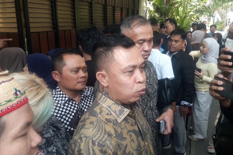 Panglima Jilah Ungkap Alasan Kembali Temui Jokowi di Solo, Bawa Undangan Acara Adat Dayak