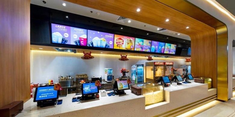 Candy Bar atau tempat membeli popcorn dan minuman di bioskop Cinepolis.