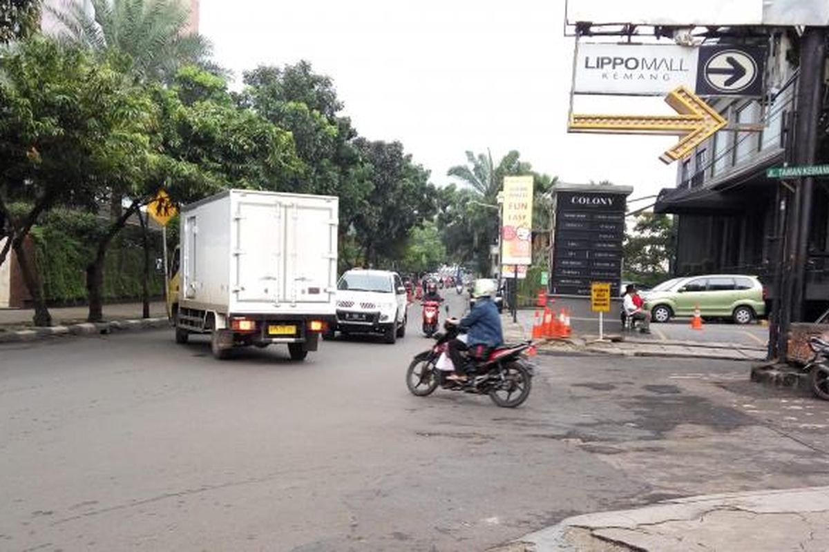 Kondisi di Jalan Taman Kemang, Jakarta Selatan pada Senin (20/2/2017).