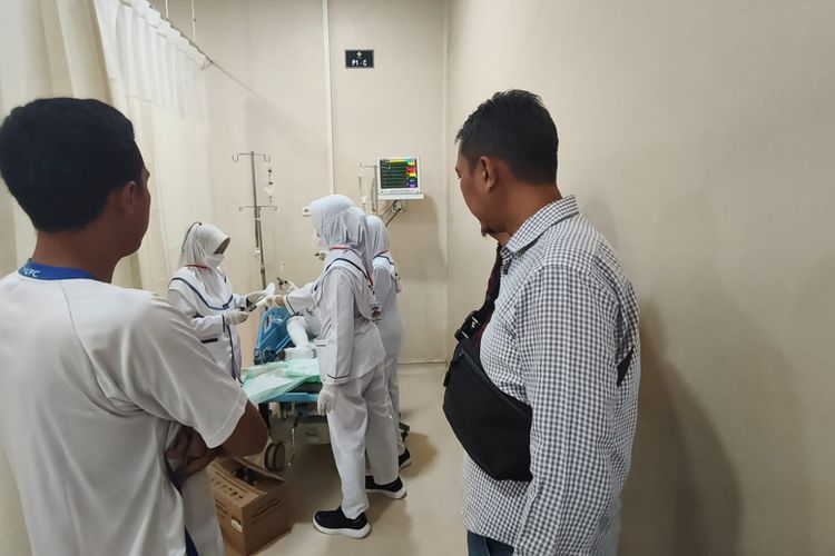 Kondisi korban yang mengalami luka bakar saat mendapatkan perawatan awal di RSUD R Soedarsono Pasuruan, Selasa (13/1/2026).
