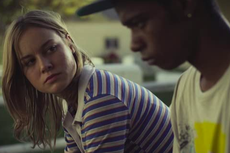 Brie Larson dan LaKeith Satnfield dalam Short Term 12 (2013).