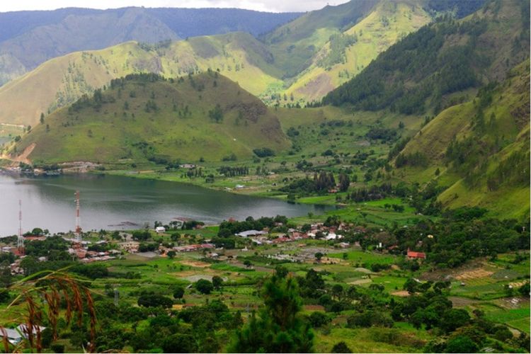 Desa Tongging di utara Danau Toba, Sumatera Utara.