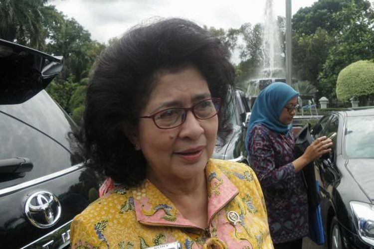 Menteri Kesehatan Nila F.Moeloek usai rapat koodinasi khusus di Kemenko Polhukam, Jakarta Pusat, Rabu (30/11/2016).