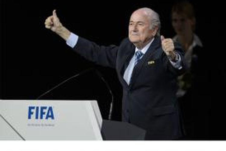 Reaksi Sepp Blatter setelah terpilih kembali menjadi presiden FIFA, Jumat (29/5/2015). Namun, Blatter mundur sebagai Presiden FIFA pada Selasa (2/6/2015).