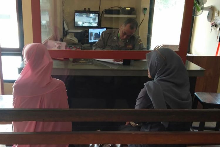 Mbah Legiyem malah sial jelang Lebaran