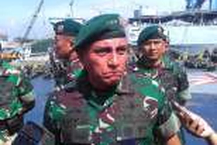 Pangkostrad Letjen Edy Rahmayadi di acara Serpas Satgas Pamtas RI-Papua Nugini  Yonif Para Raider 330 Kostrad