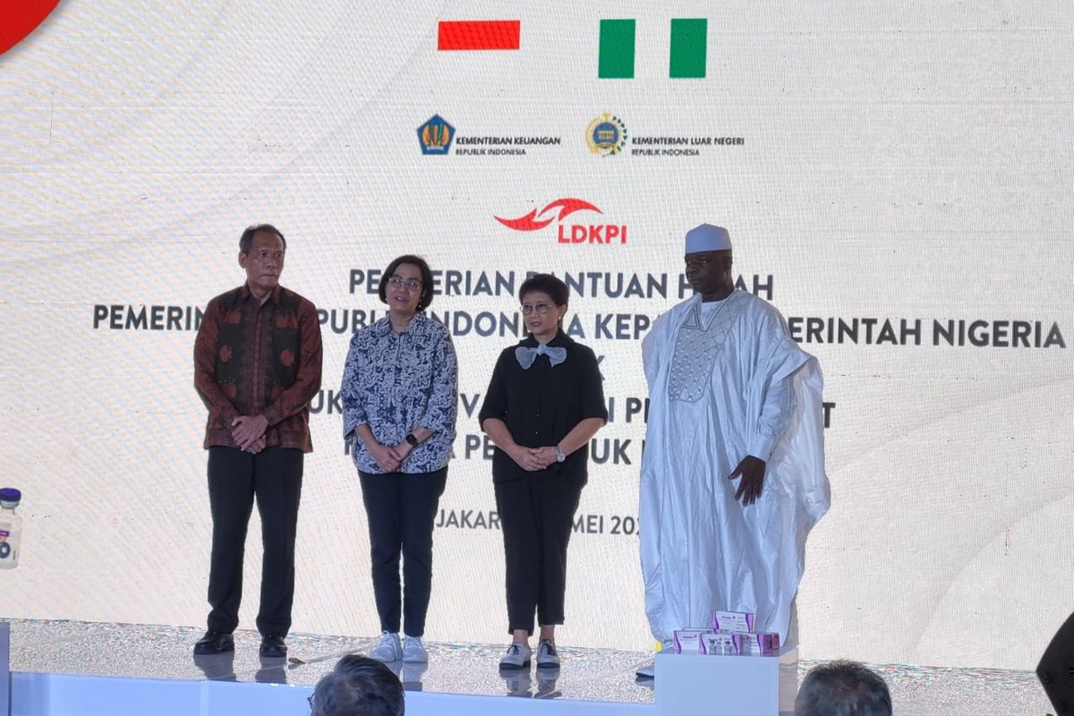 Direktur Utama LDKPI Tormarbulang Lumbantobing, Menteri Keuangan Sri Mulyani Indrawati, Menteri Luar Negeri Retno Marsudi, dan Duta Besar Nigeria Usman Ari Ogah.