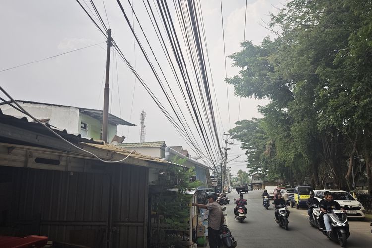 Hujan Lokal Bikin Langit Samarinda Lebih Cerah, Warga Masih Berharap Asap Hilang