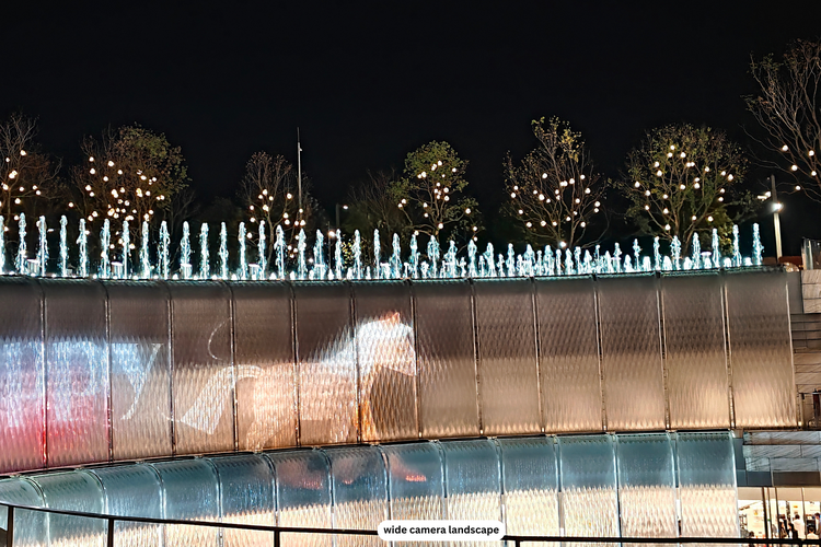 Potret air mancur di mall Talent Park, Shenzhen 