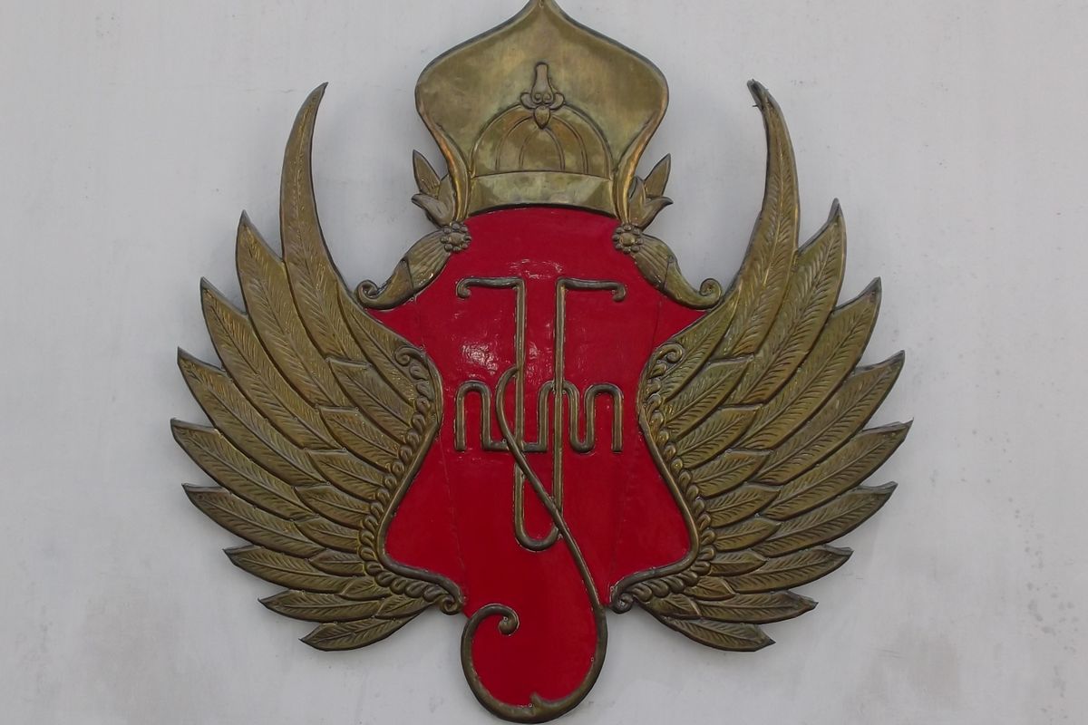 Mengungkap Makna Simbol Kraton Ngayogyakarta dalam Budaya Jawa Mengungkap Makna Simbol Kraton Ngayogyakarta dalam Budaya Jawa