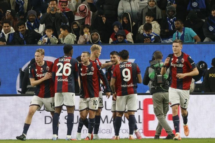 Juventus Menyetujui Persyaratan Pribadi dengan Bek Bologna Jhon Lucumi