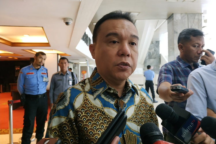 Wakil Ketua Umum Partai Gerindra Ahmad Sufmi Dasco di Kompleks Parlemen, Senayan, Jakarta, Senin (30/12/2019).