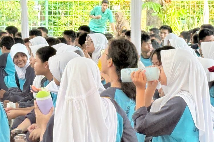 Kenapa Siswi SMP Perlu Rutin Minum Tablet Tambah Darah? Ini Penjelasan Kemenkes