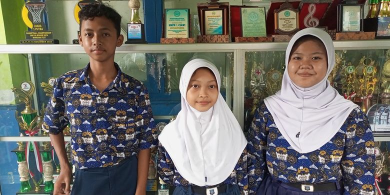 Para Siswa SMPN 1 Ciawi, Kabupaten Bogor, Jawa Barat, Selasa (17/1/2023).