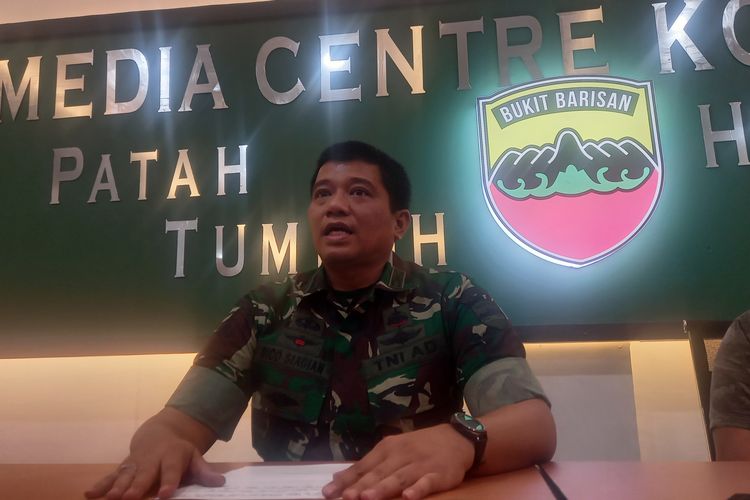 Kapendam 1 Bukit Barisan, Kolonel Rico J Siagian saat menyampaikan keterangan pers, Jum'at (18/8/2023)