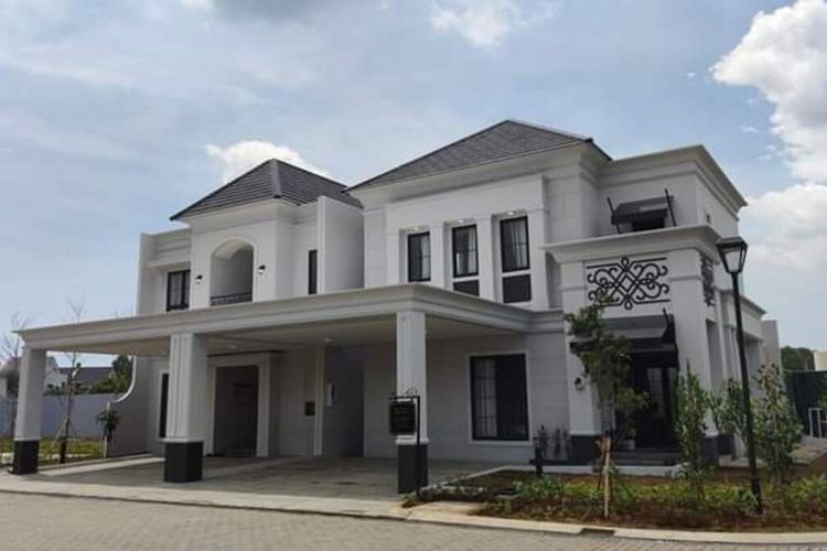 Summarecon Emerald Karawang dan Toyota Housing Indonesia mempersembahkan produk hunian terbaru yaitu Verena Homes, sebuah hunian berarsitektur klasik Eropa yang premium.