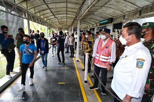 Menhub Tinjau Hari Pertama Pembatasan Pintu Masuk Internasional