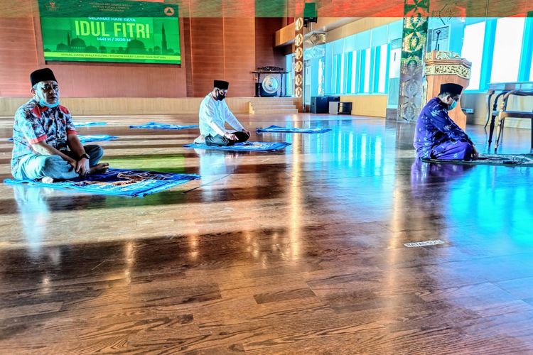 Saat Pertama Kalinya Ruang Sutopo Digunakan untuk Shalat Idul Fitri